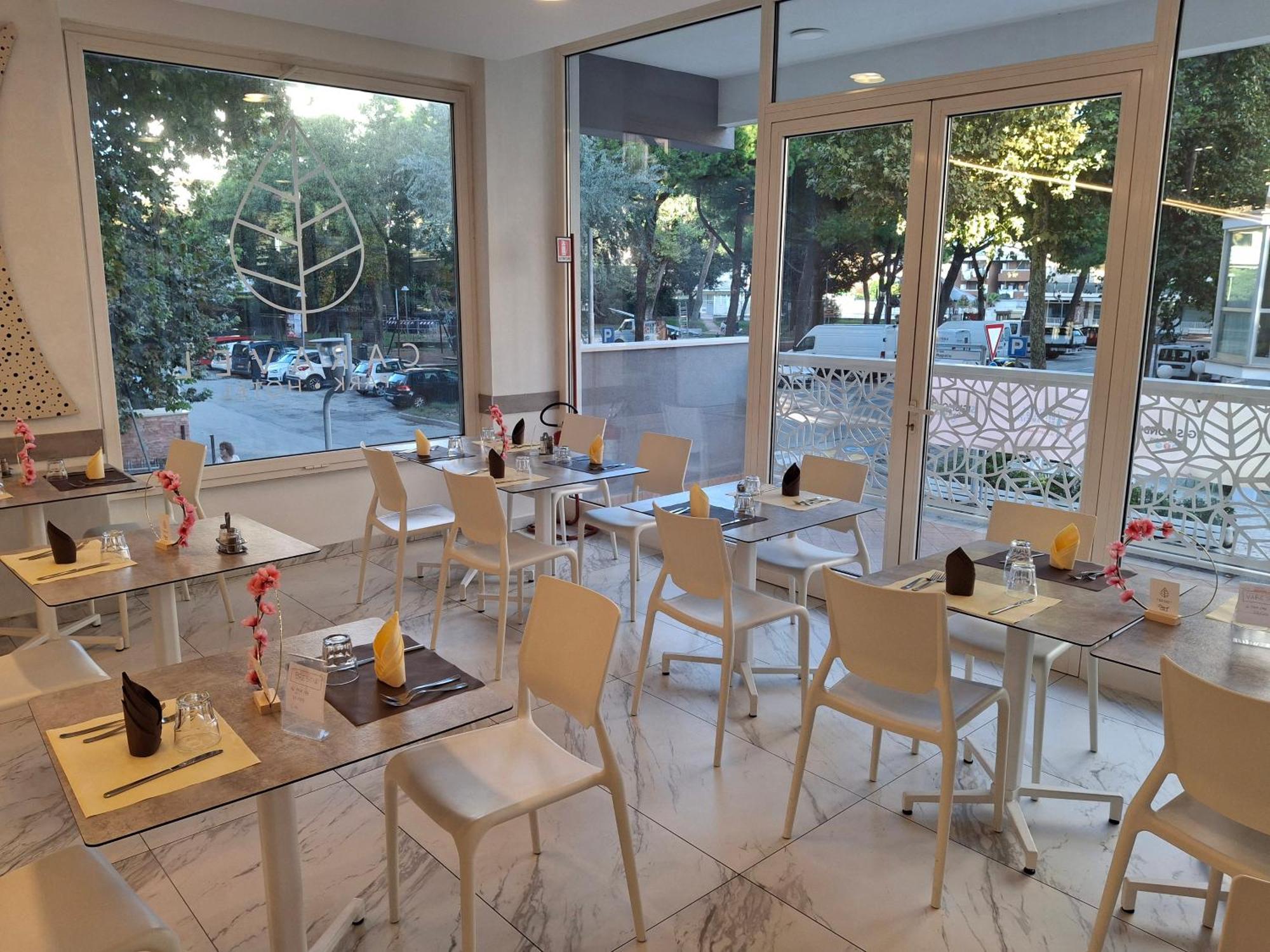 Hotel Caravel Park Римини Екстериор снимка