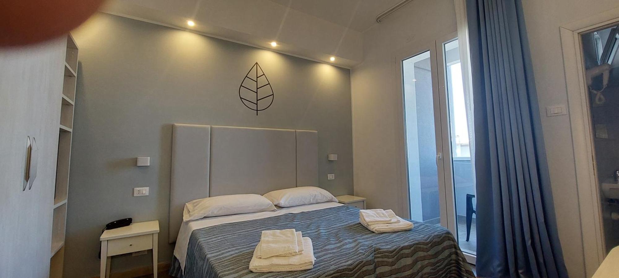 Hotel Caravel Park Римини Екстериор снимка