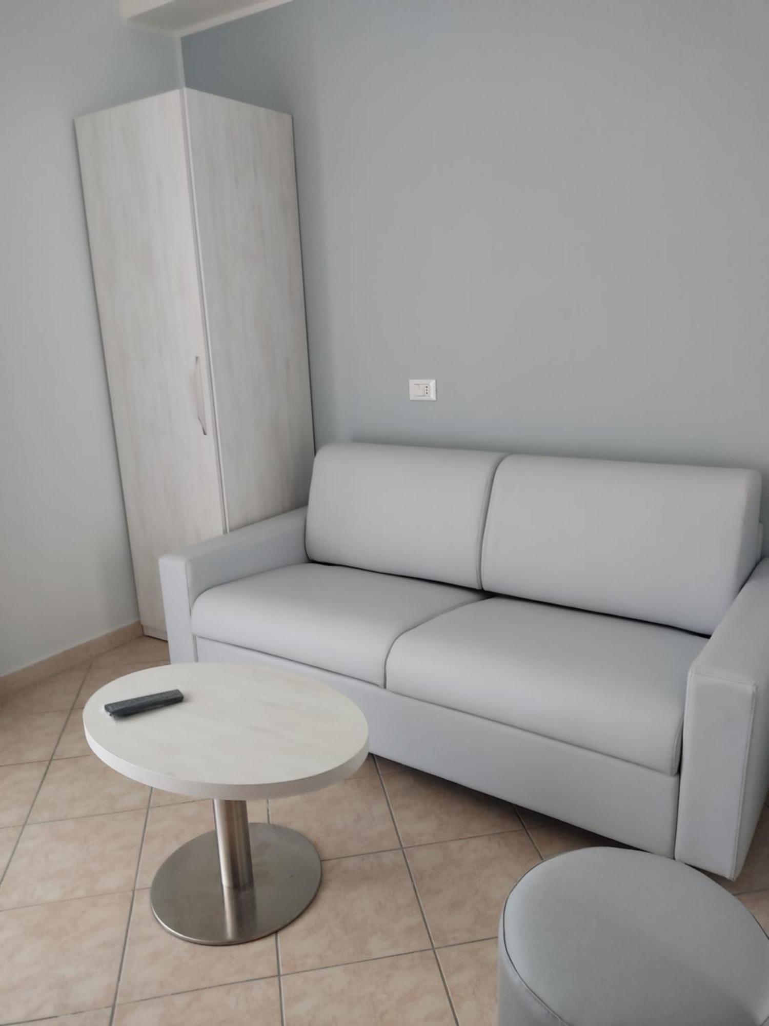 Hotel Caravel Park Римини Екстериор снимка